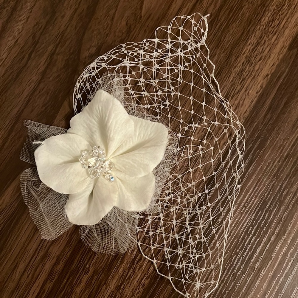 Handmade, bridal hair piece